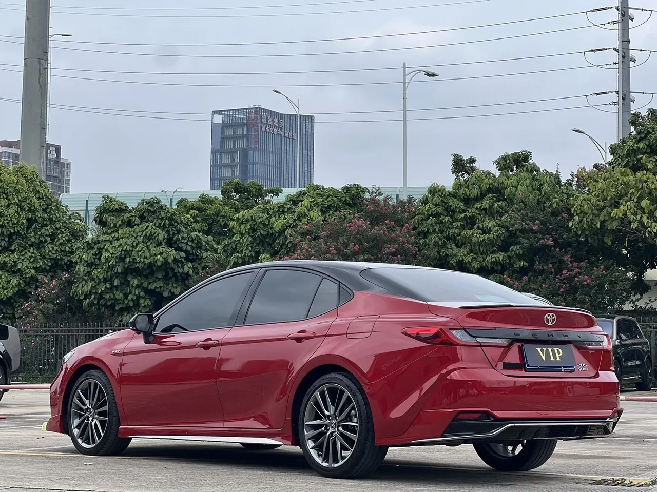 Toyota 2024 Camry Dual Engine 2.0HS Stepless Sports Edition Automatic Gear 4