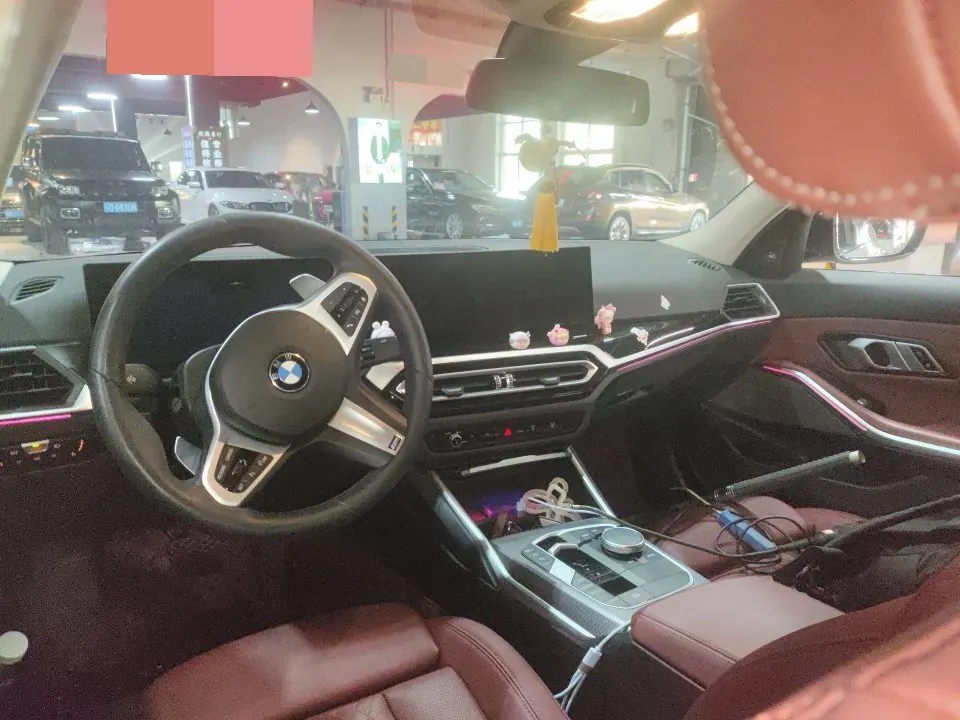 BMW 3 Series 2024 325Li 2.0T M Sports Obsidian Night Suit Automatic Gear 3