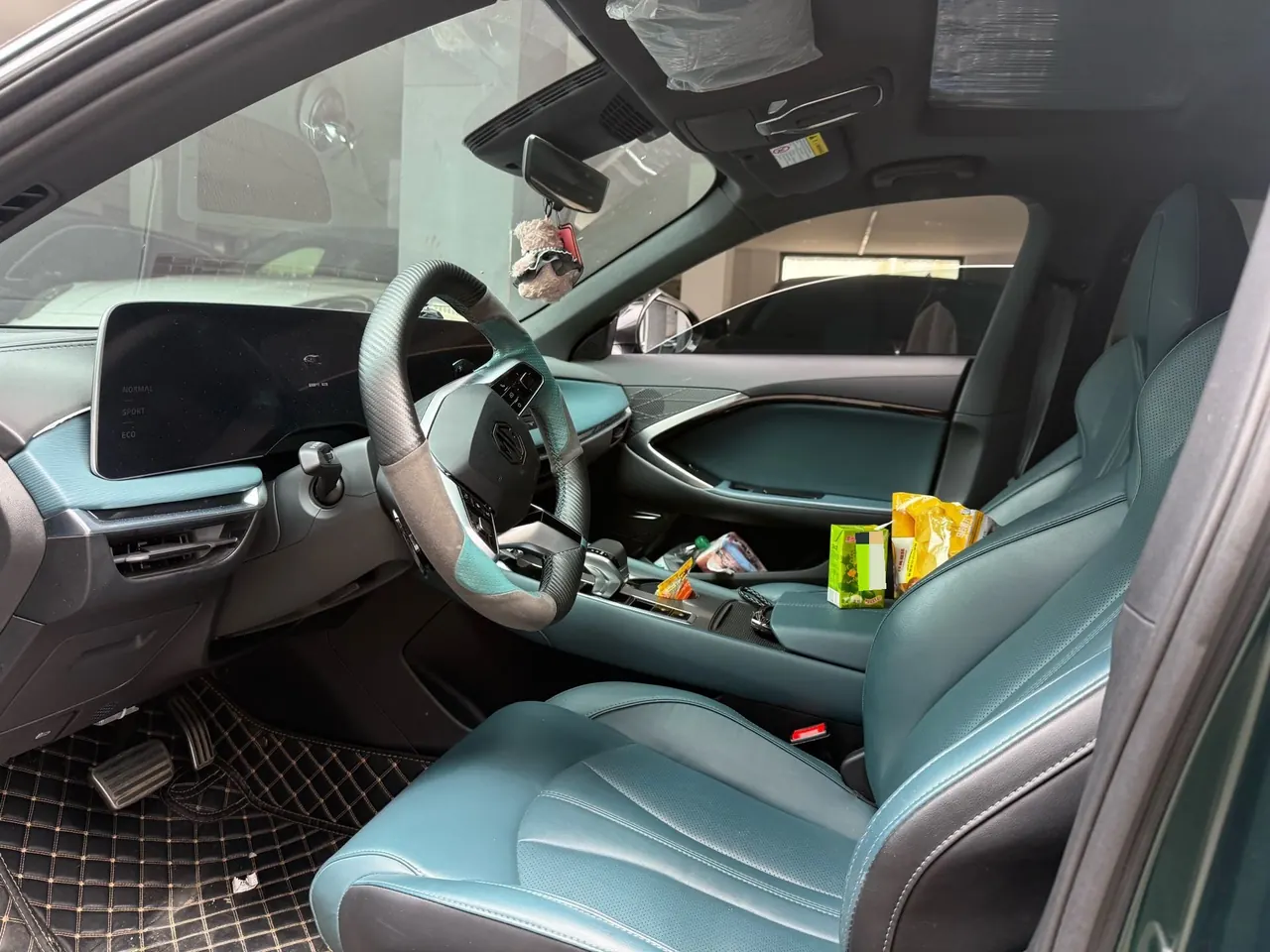 MG 2023 MG7 1.5T to US Deluxe Edition Automatic Gear 3