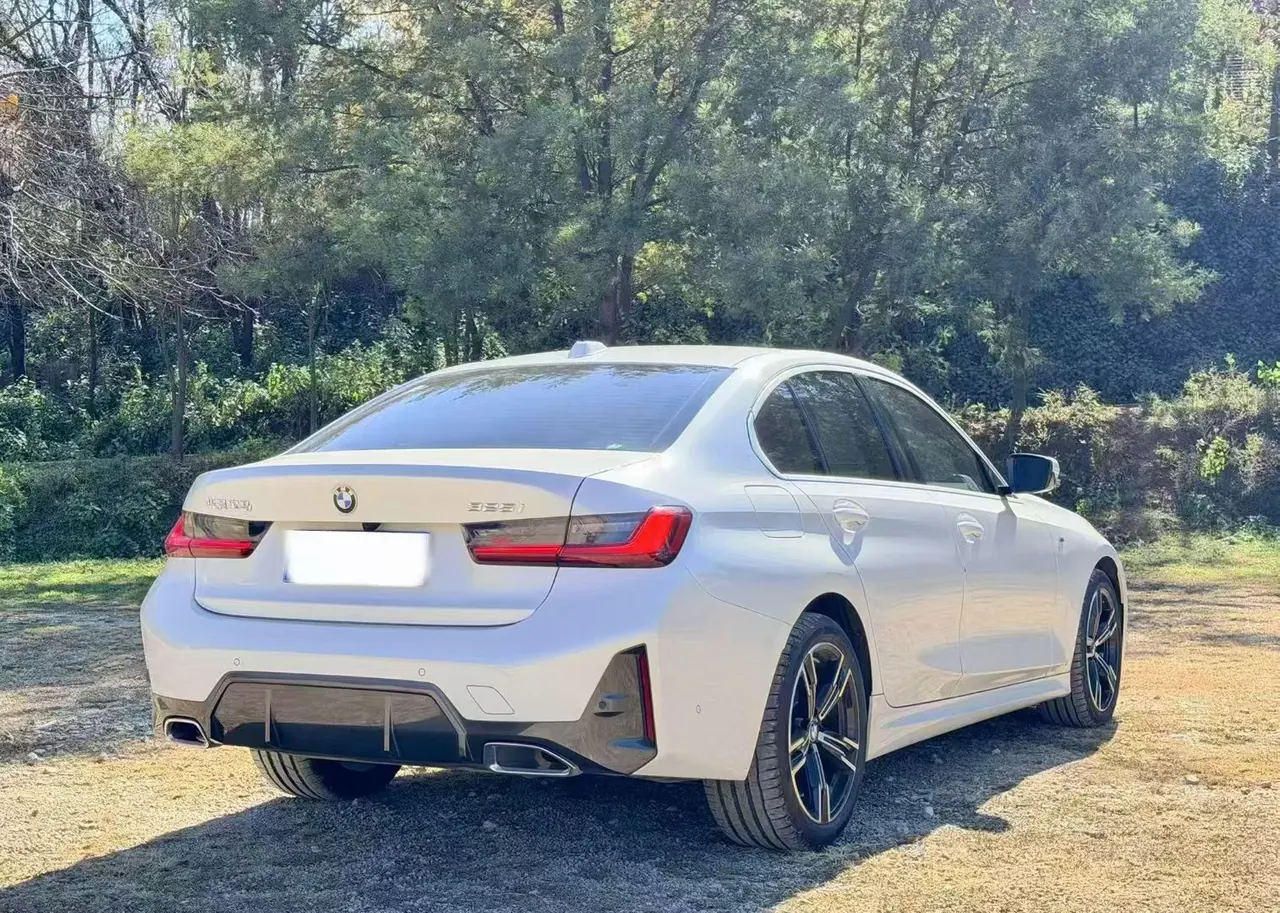 BMW 3 Series 2024 325i 2.0T M Sports Suit Automatic Gear 6