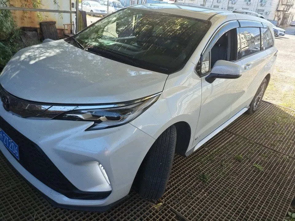 Toyota 2024 Grevia HYBRID 2.5 Stepless Comfort Edition Automatic Transmission - View 1