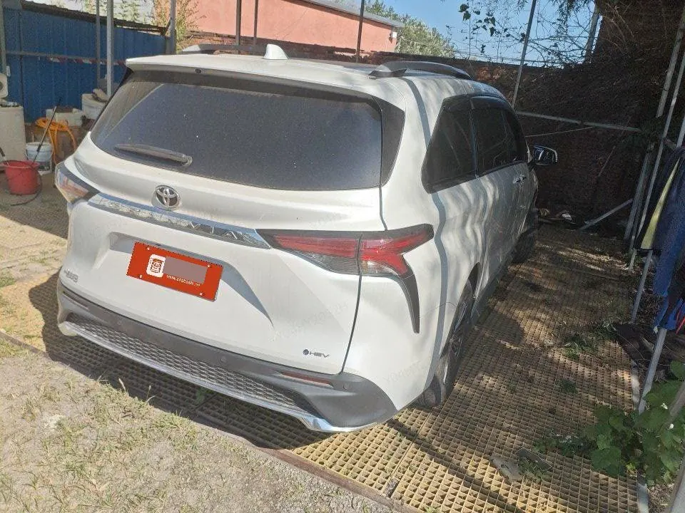 Toyota 2024 Grevia HYBRID 2.5 Stepless Comfort Edition Automatic Transmission 2