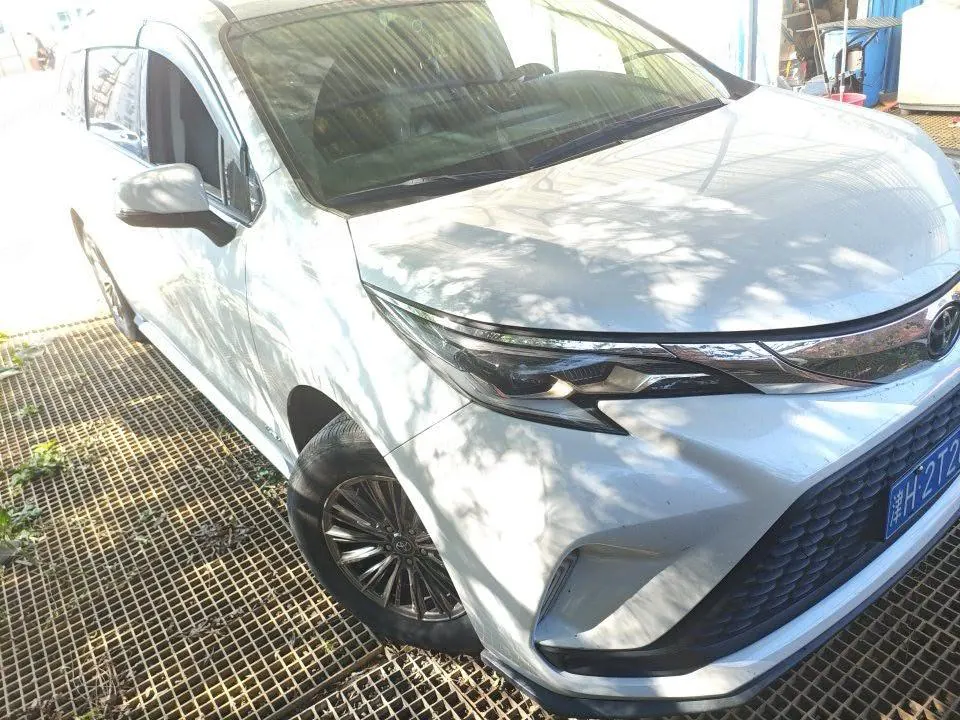 Toyota 2024 Grevia HYBRID 2.5 Stepless Comfort Edition Automatic Transmission 3