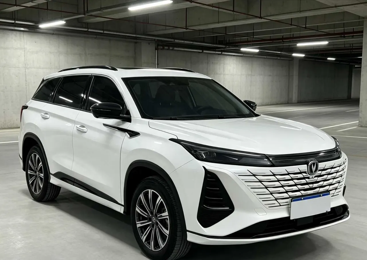 ChangAn 2024 CS75 PLUS 1.5T Champion Edition Smart Driving and Strong Navigation Automatic Gear 3