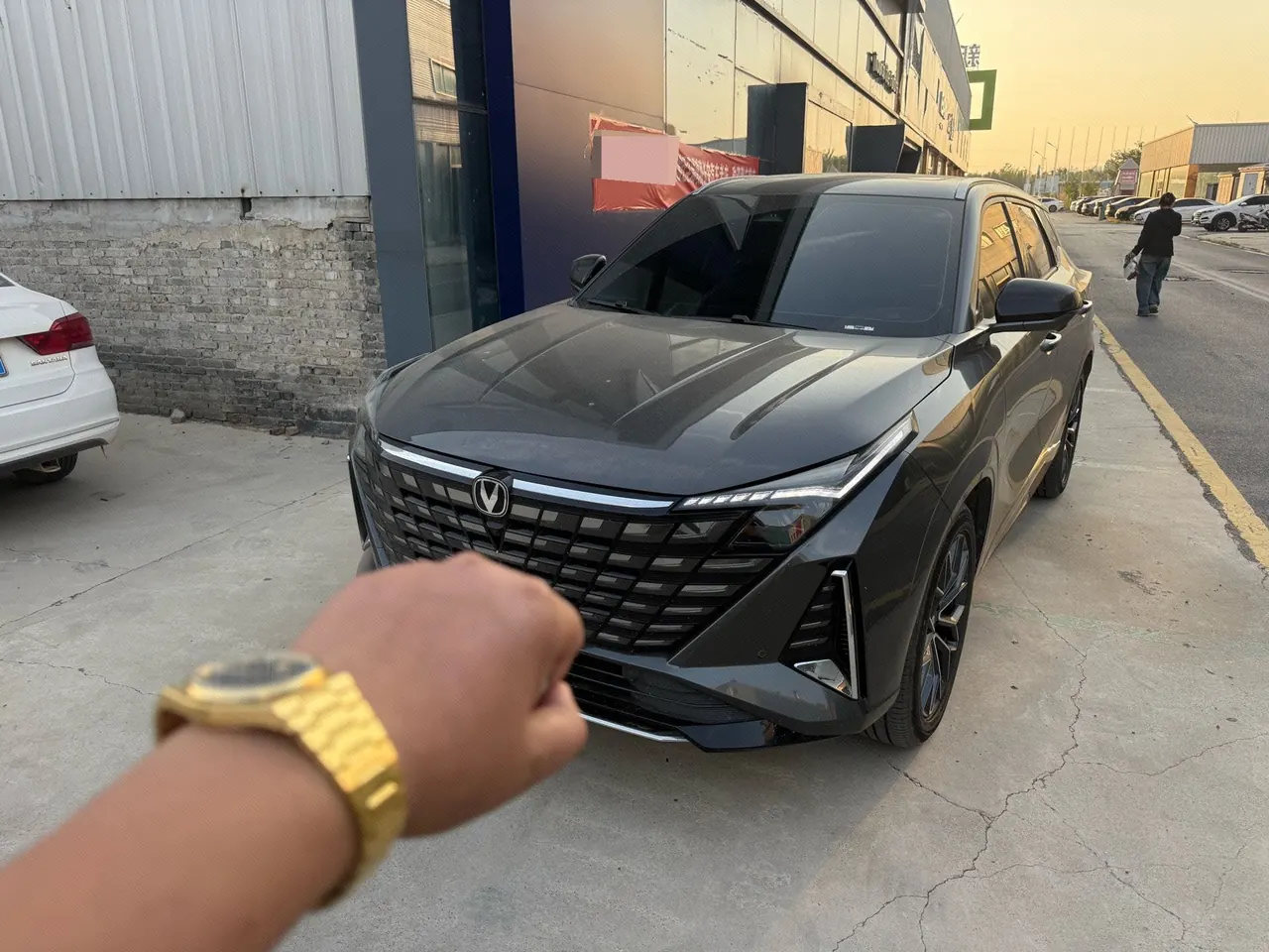 ChangAn 2025 UNI-Z 1.5T honorable automatic gear - View 1