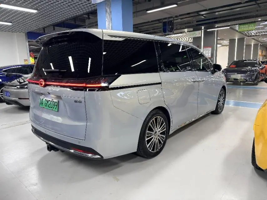 GAC Trumpchi 2024 E8 2.0 150km MAX Automatic Transmission 2