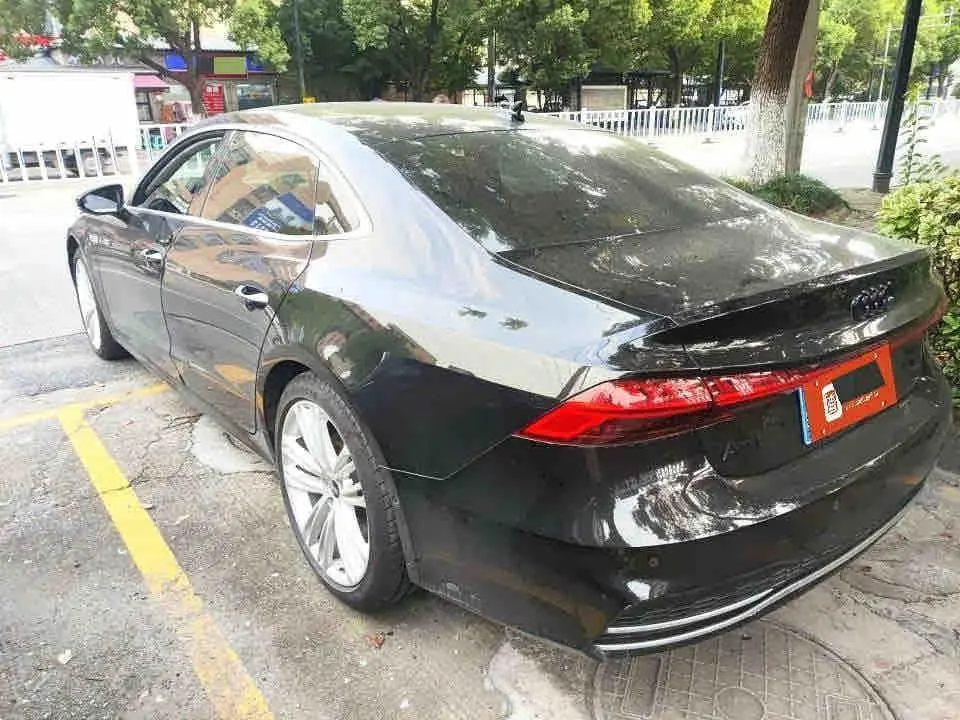 Audi 2024 A7L 2.0TFSI 45TFSI Quattro Luxury Automatic 3