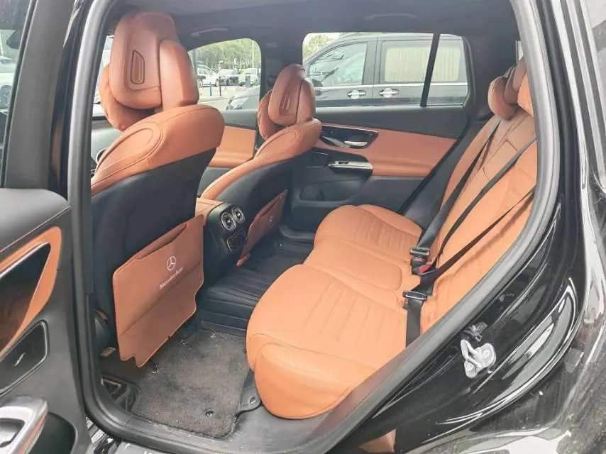 Mercedes Benz 2024 GLC 260 L 4MATIC 48V 2.0T Luxury 5-seat Automatic Gear 5
