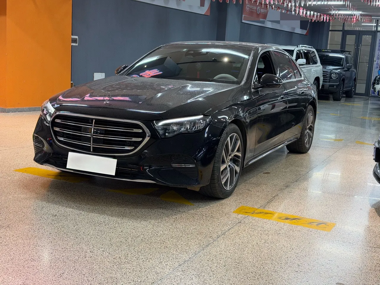 Open image lightbox: Mercedes Benz E Class 2024 E 300 L 48V 2.0T Fashion (Modified) Automatic Gear