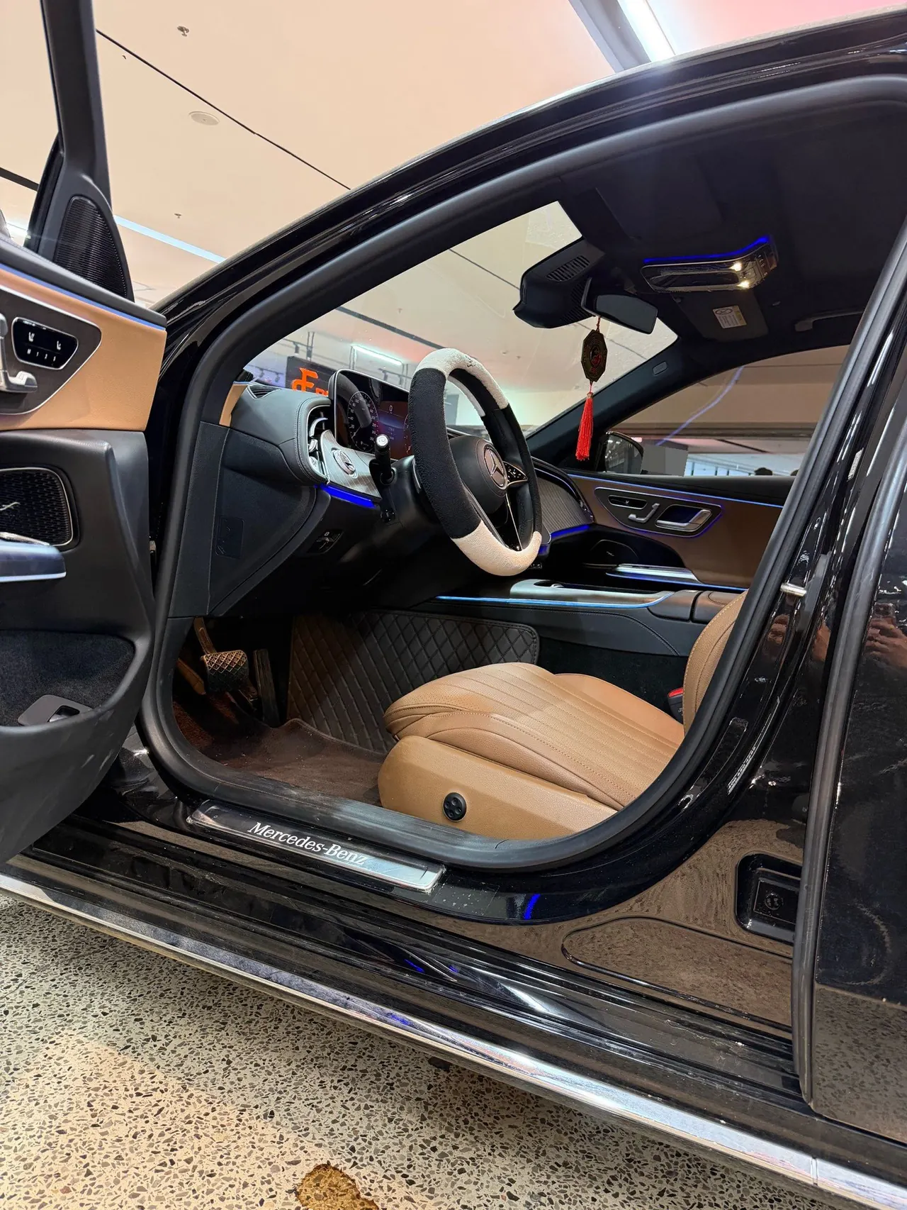 Mercedes Benz E Class 2024 E 300 L 48V 2.0T Fashion (Modified) Automatic Gear 4