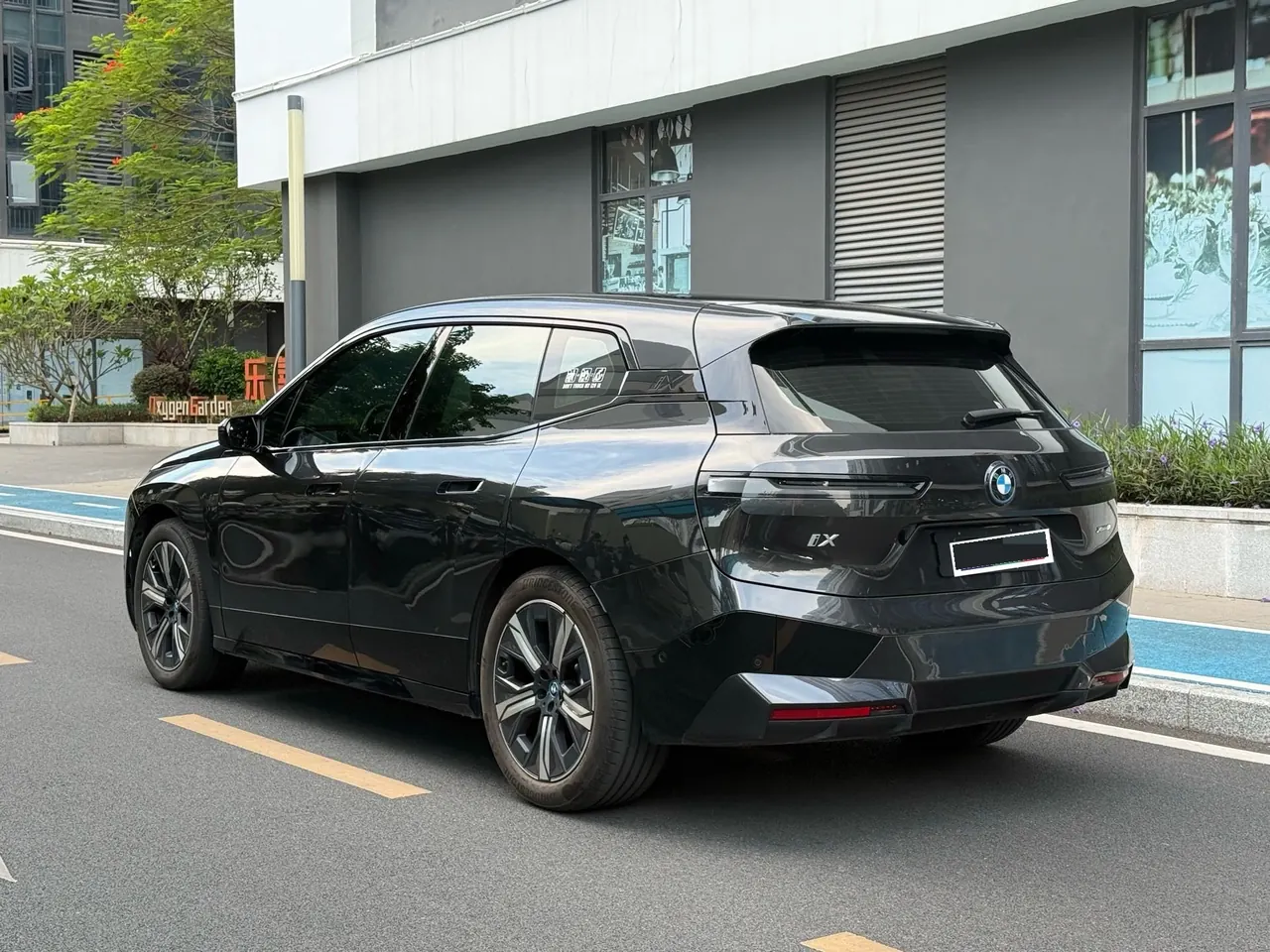 BMW iX (Imported) 2023 iX xDrive40 xDrive40 Automatic 3