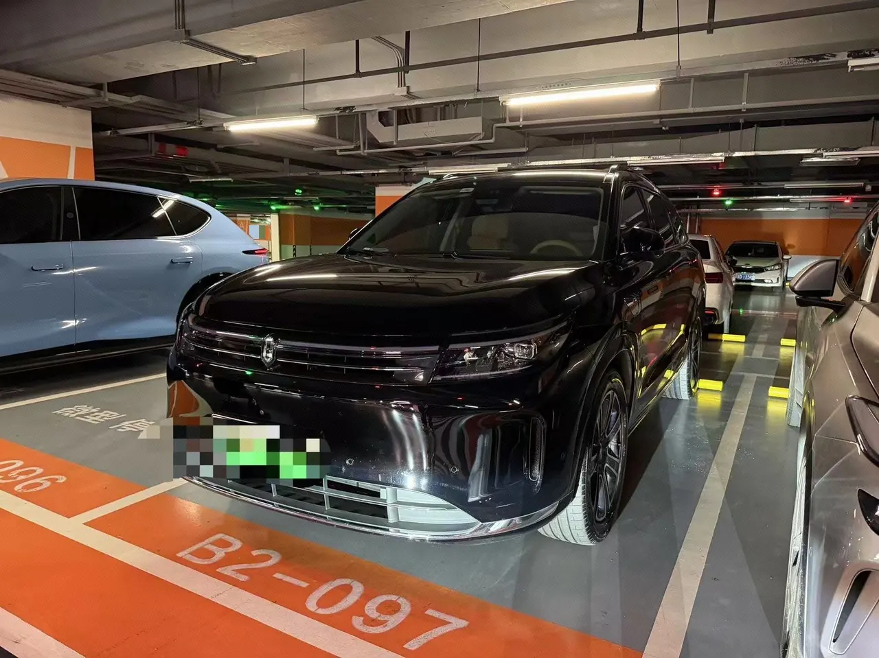 Open image lightbox: AITO 2024 AITO M7 Smart Drive Rear Drive Pro Edition 5-seat Automatic Gear