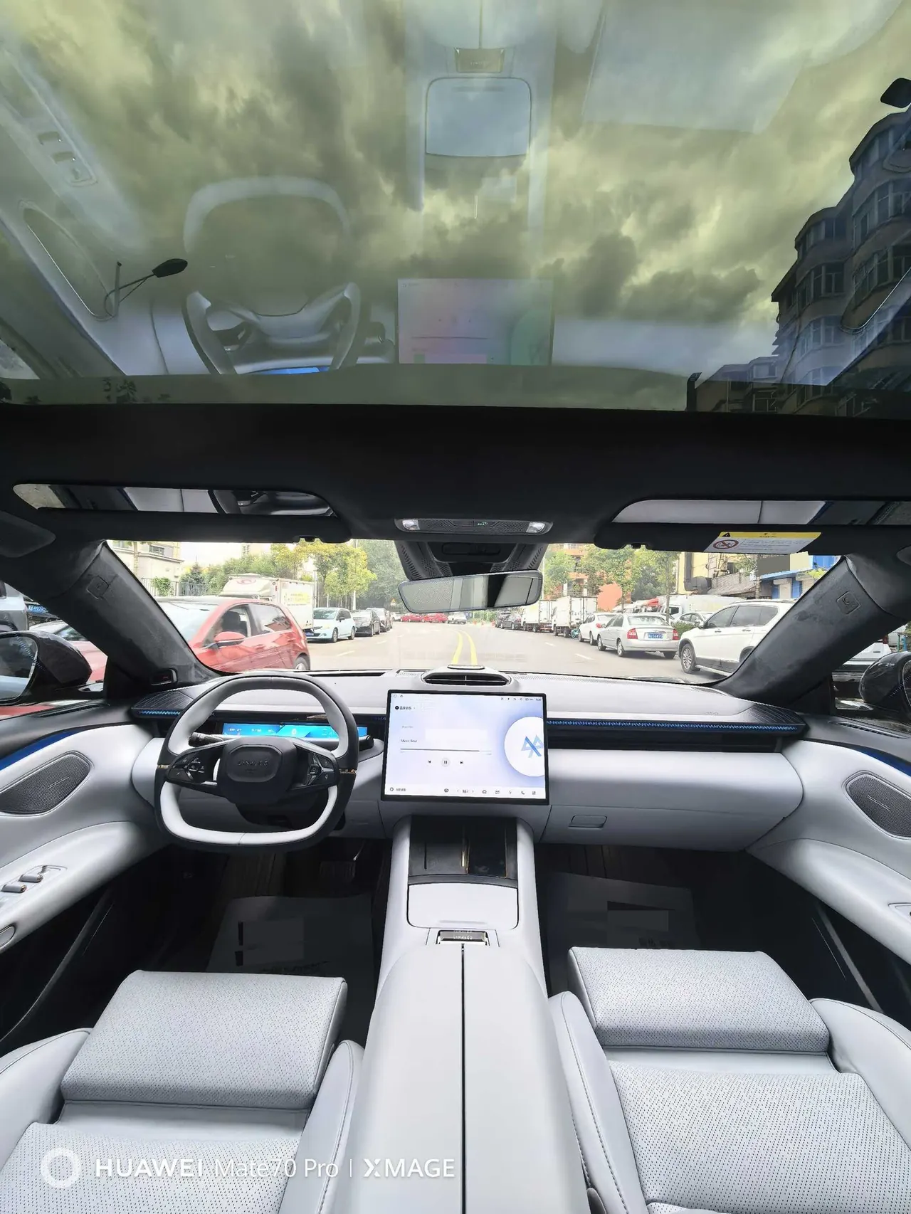 LYNK&amp;CO 2024 LYNK&amp;CO Z 10 702km four-wheel drive intelligent driving Ultra automatic gear 4