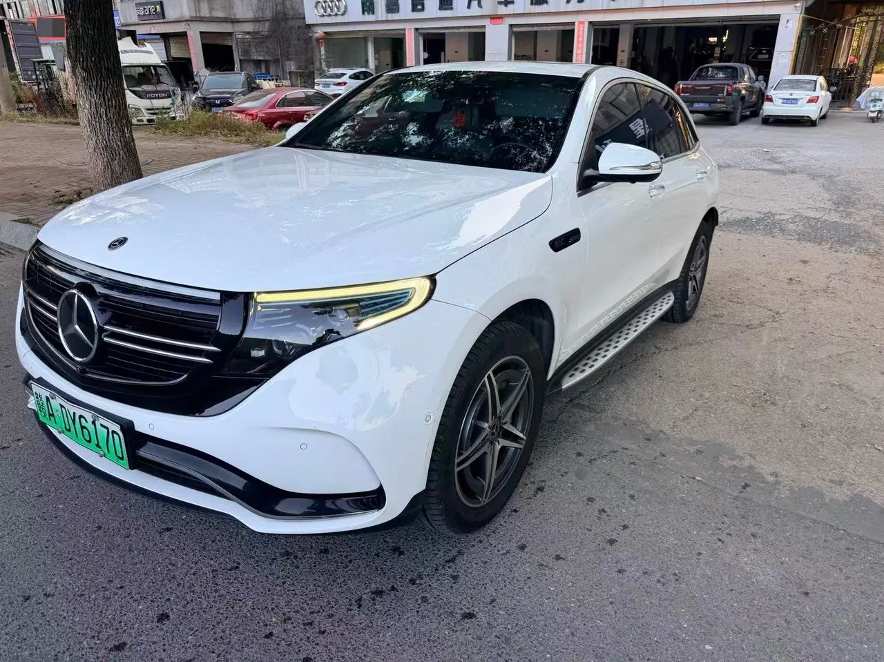 Mercedes Benz 2020 EQC 400 4MATIC EQC 400 4MATIC automatic gear - View 1