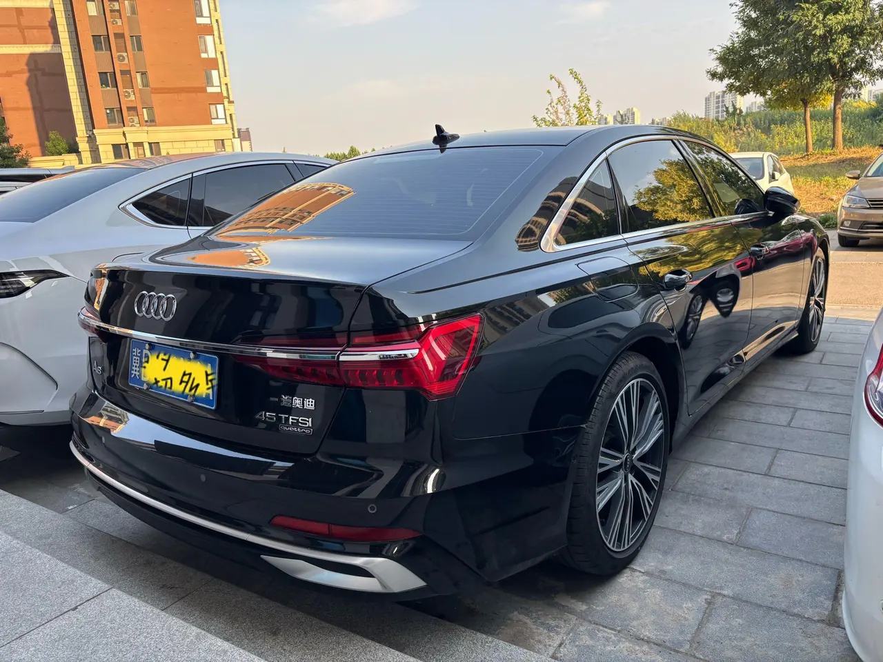 Audi 2023 A6L 2.0TFSI 45TFSI Quattro Selected Dynamic (Modified) Automatic Gear 2