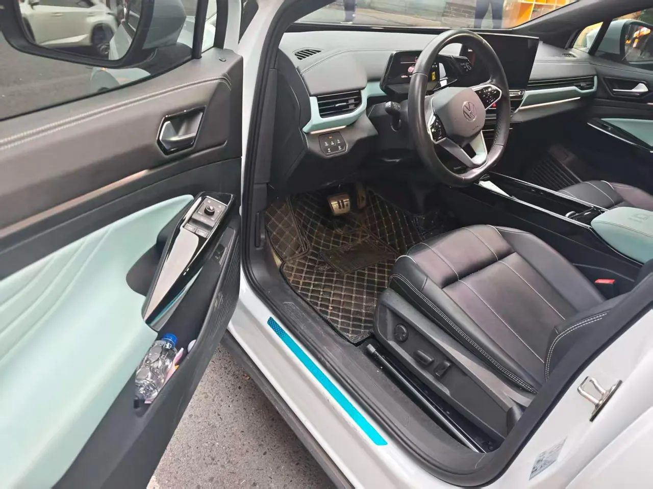 Volkswagen 2023 ID. 4 X Pure Smart Edition Automatic Gear 5