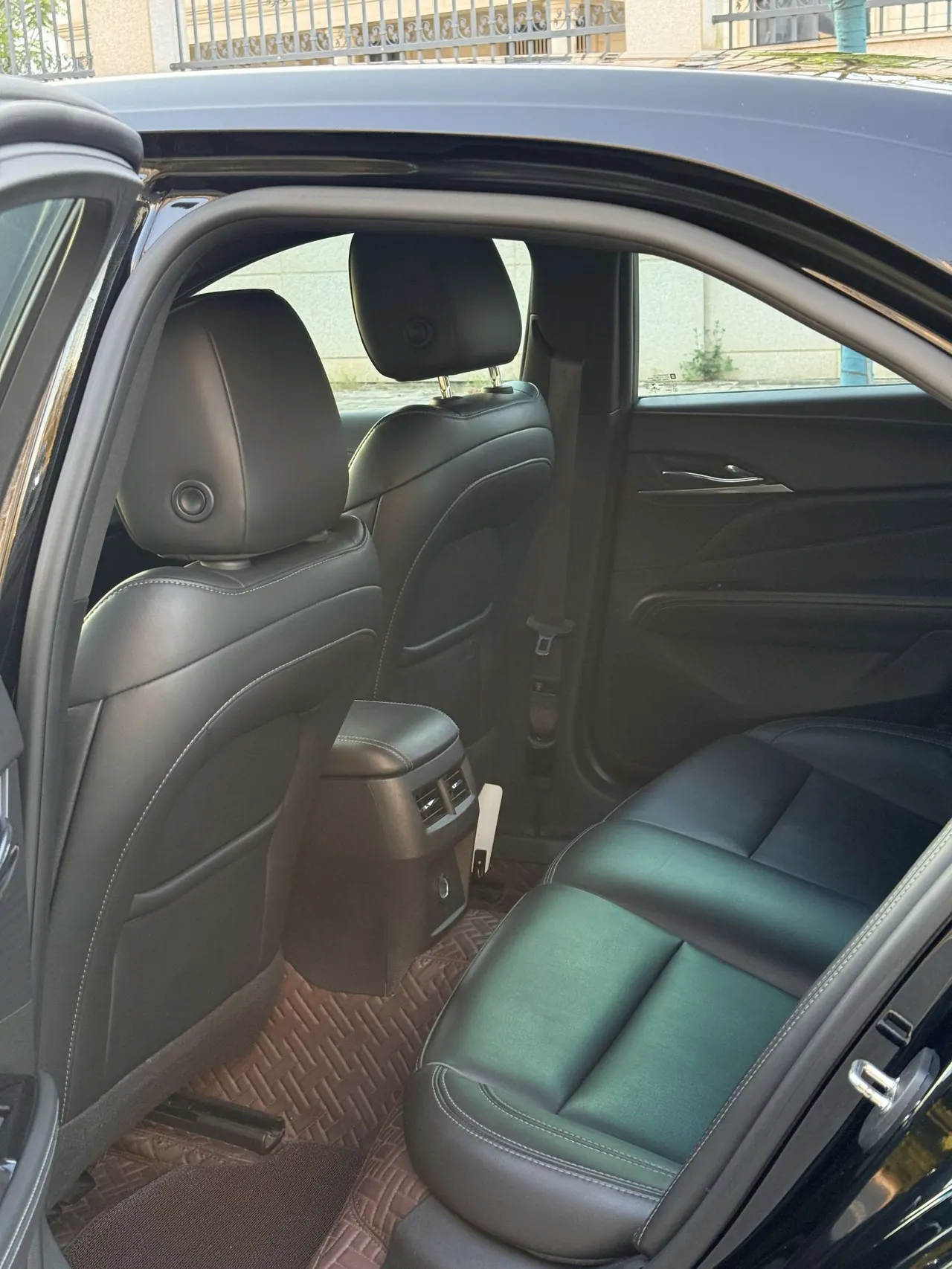 Cadillac 2021 CT4 2.0T 28T fashion (fashion) automatic gear 5