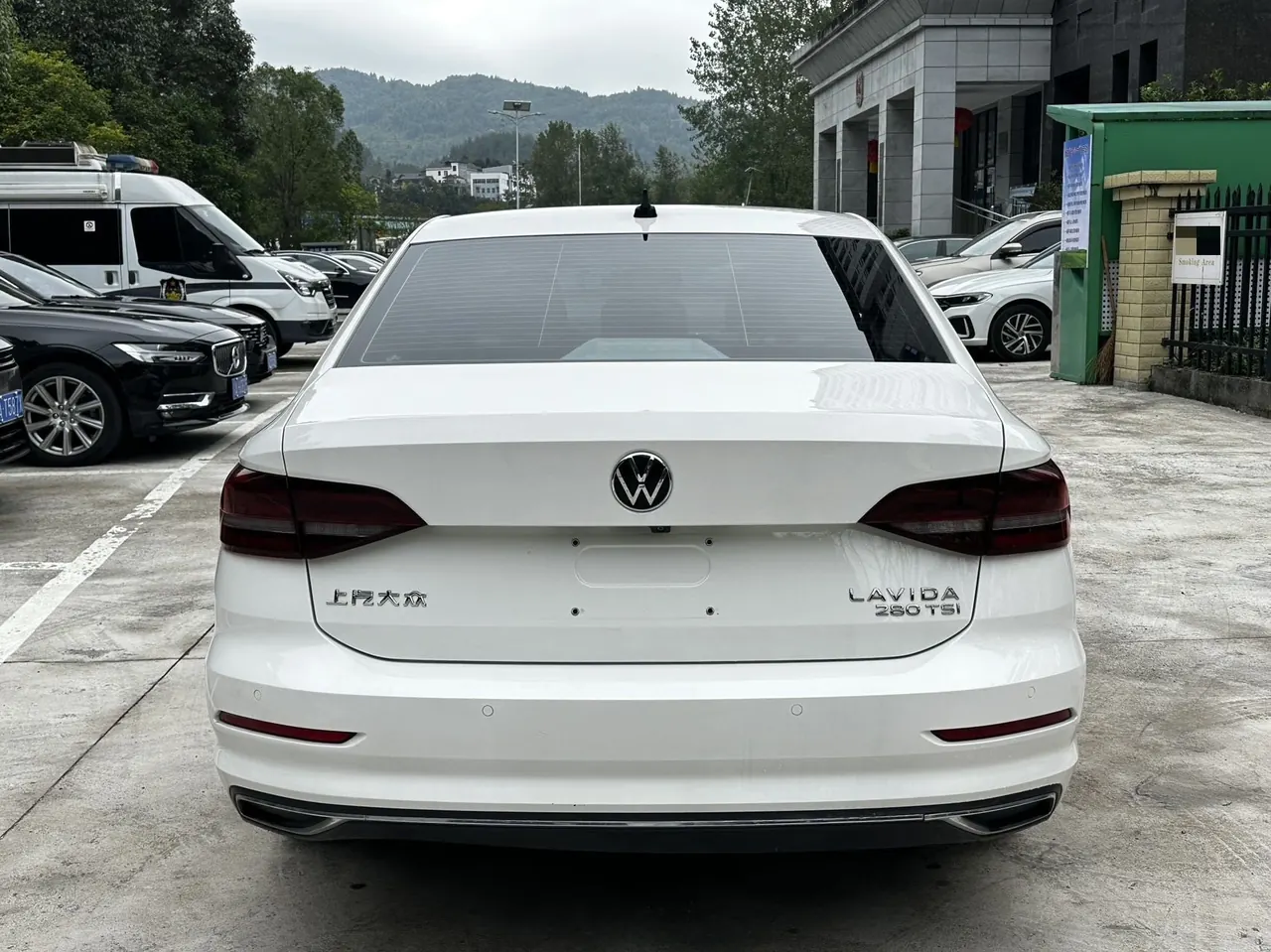Volkswagen 2022 Lavida 1.4TSI 280TSI Comfort Edition Automatic Gear 4
