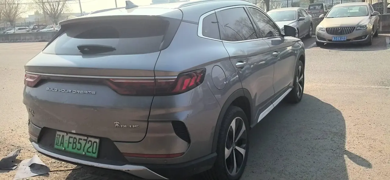 BYD Song PLUS New Energy 2021 Song PLUS DM-i 1.5 Stepless 51KM Honorable Automatic Gear 8