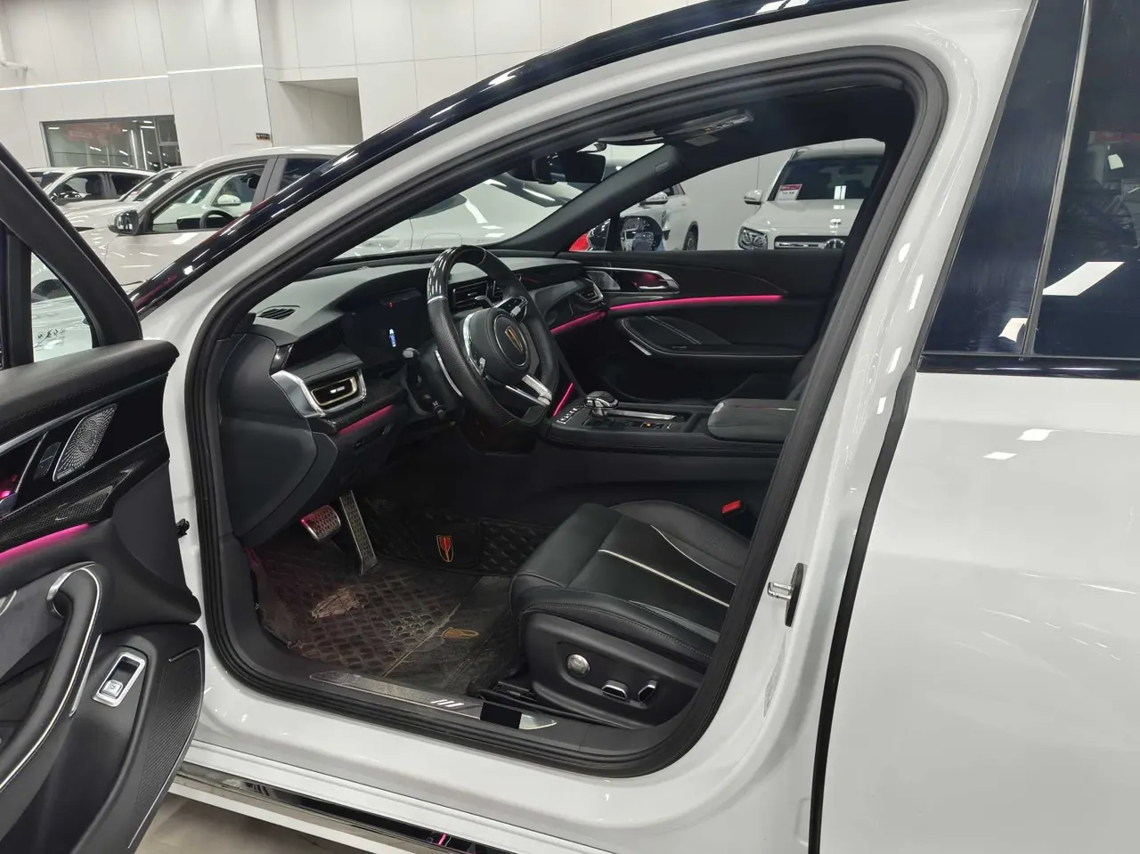 HongQi 2023 H6 2.0T Zhishang Edition Automatic Gear 4