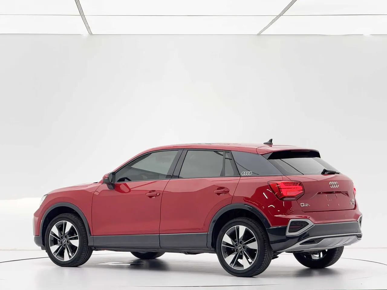 Audi 2022 Q2L 1.4TFSI 35TFSI Fashion Elegant Automatic 5