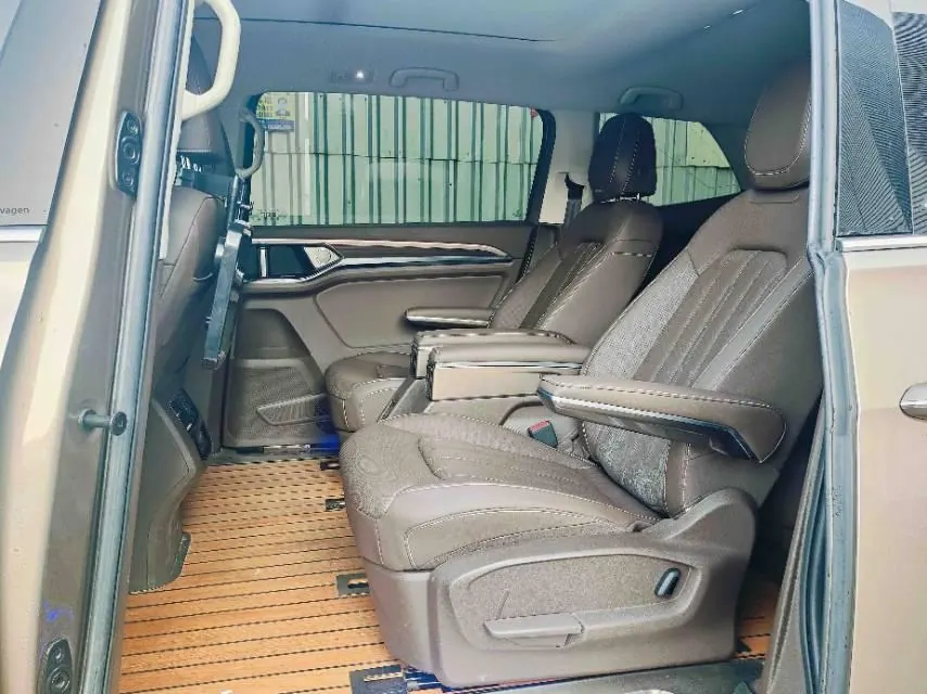 Volkswagen 2020 models of Viran (Viloran) 2.0TSI 330TSI Deluxe Edition Automatic Gear 4