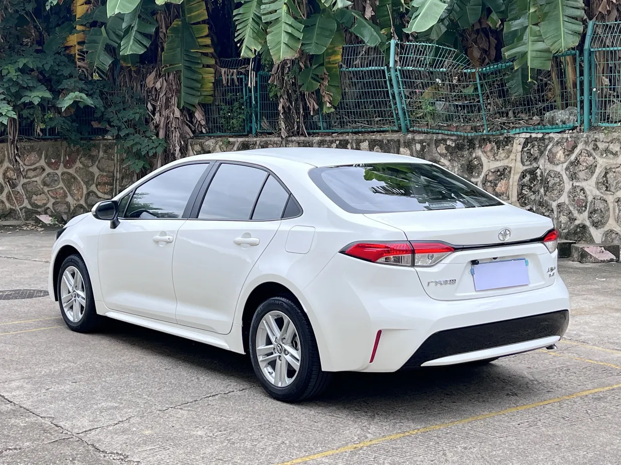 Toyota 2022 Lei Ling 1.2T Stepless 185T Deluxe Automatic Gear 7