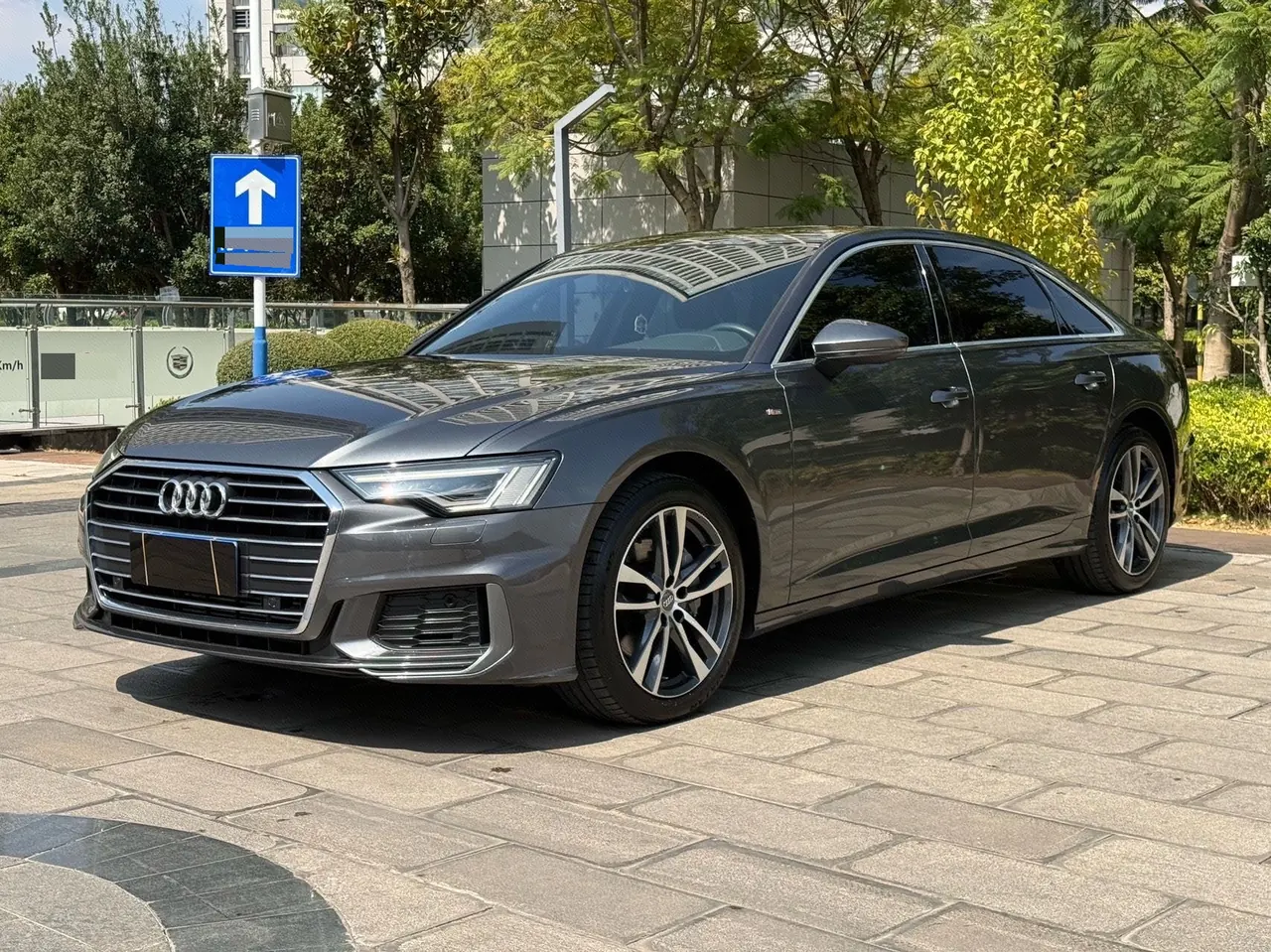 Open image lightbox: Audi 2021 A6L 2.0TFSI 40TFSI Deluxe Dynamic Automatic