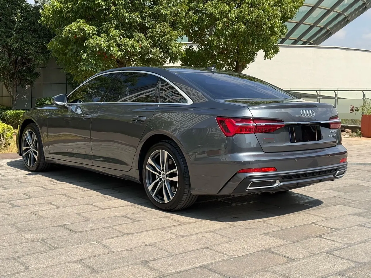 Audi 2021 A6L 2.0TFSI 40TFSI Deluxe Dynamic Automatic 7