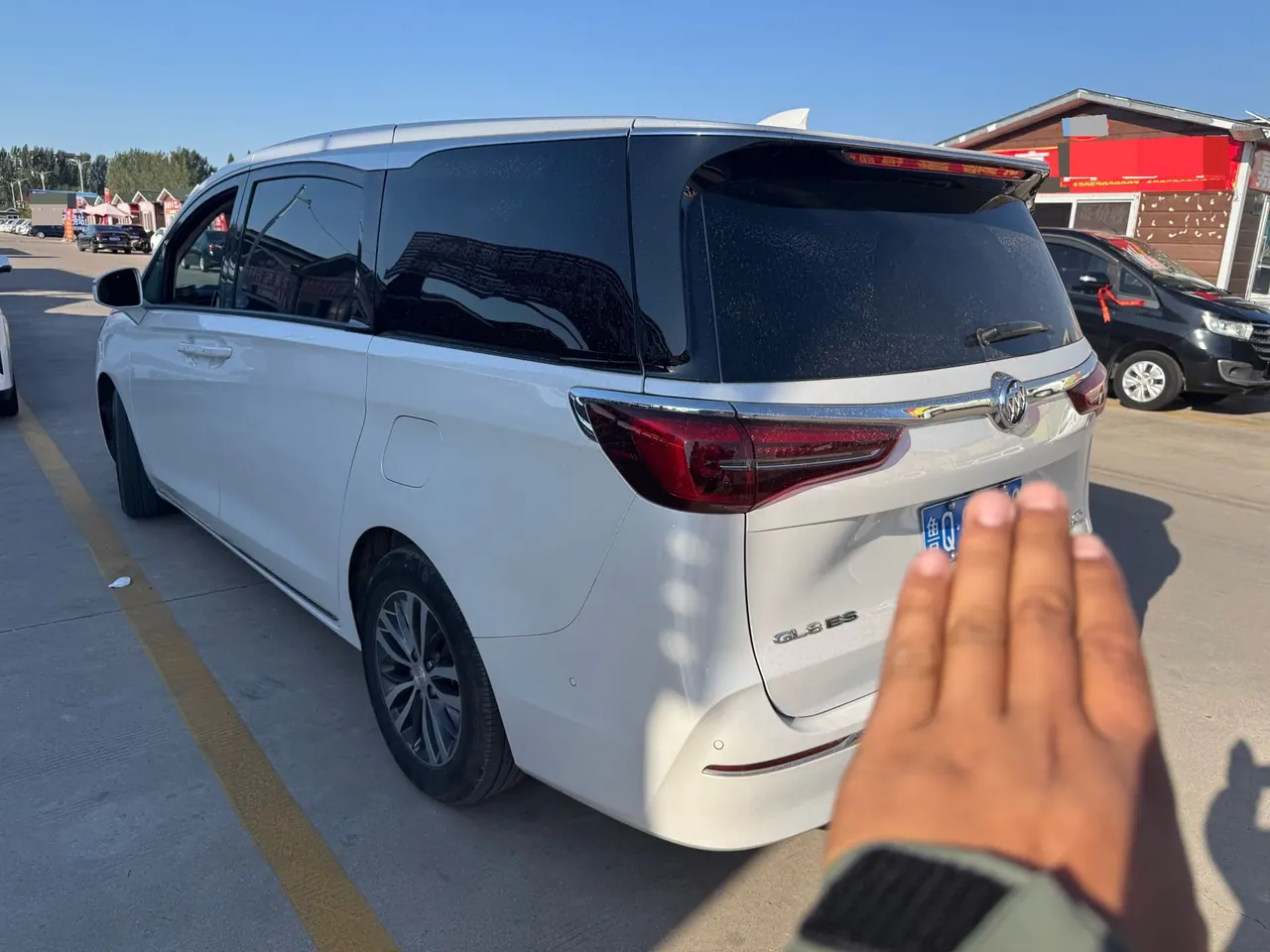 Buick 2022 GL8 ES Lu Zun 2.0T 653T Exclusive Automatic Gear 4
