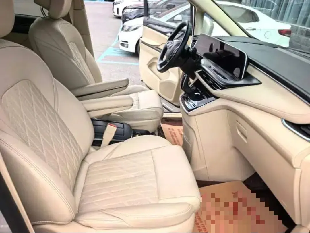 Buick 2022 GL8 ES Lu Zun 48V 2.0T 653T Luxury Automatic Gear 9