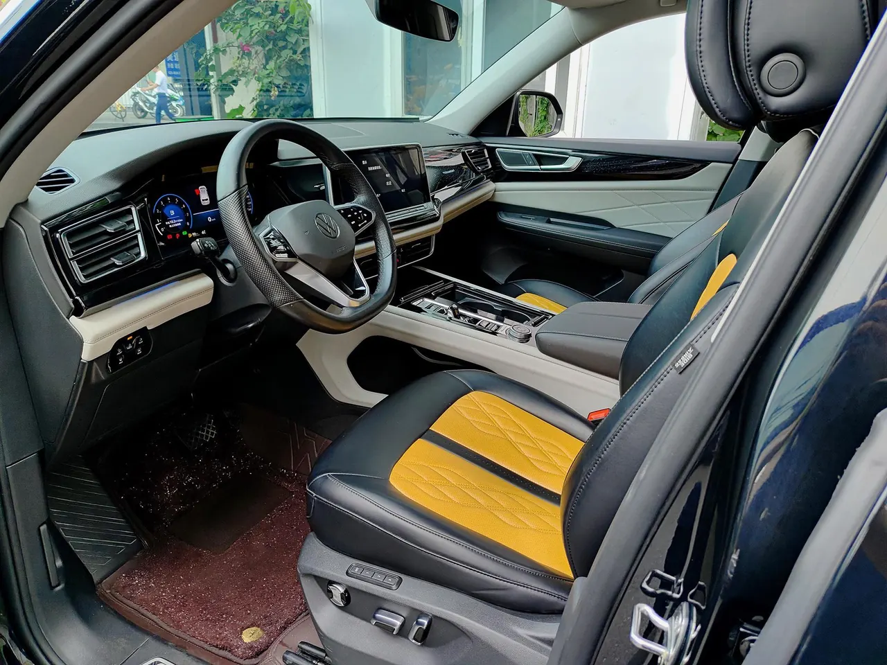 Volkswagen 2025 Tuang Pro 2.0TSI 450TSI Four-wheel Drive Exploration Edition Automatic Transmission 4