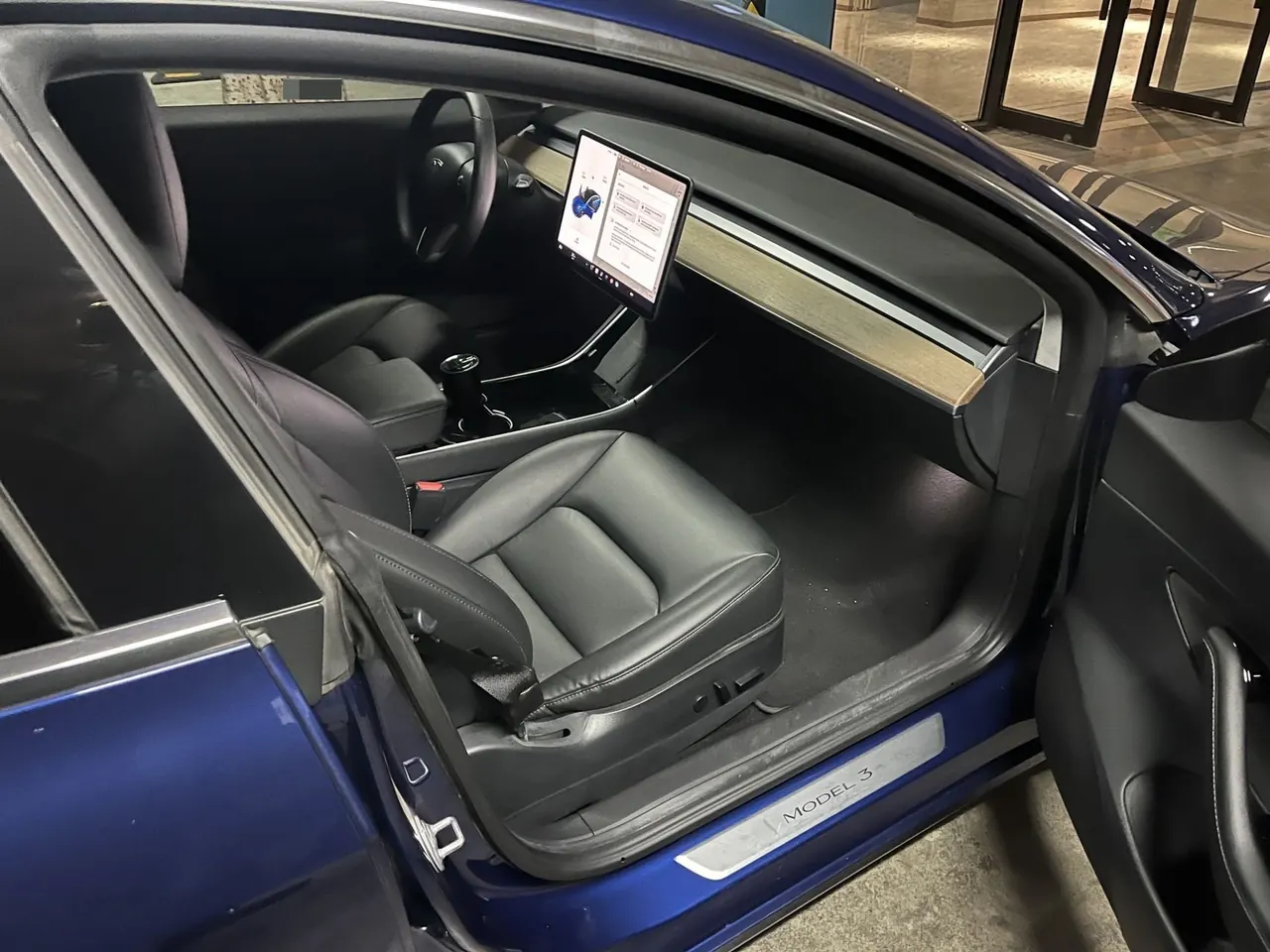 Tesla 2020 Model 3 long endurance rear wheel drive version (modified) automatic gear 4