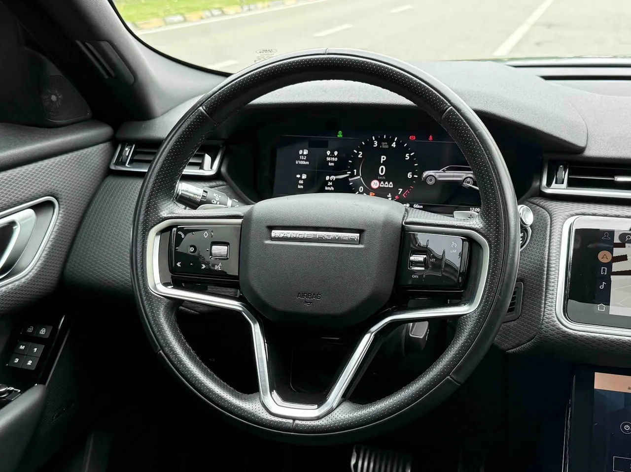Land Rover Range Rover Star Vein (Imported) 2021 Range Rover Star Vein 2.0T P250 Black Collector's Edition Automatic Gear 9