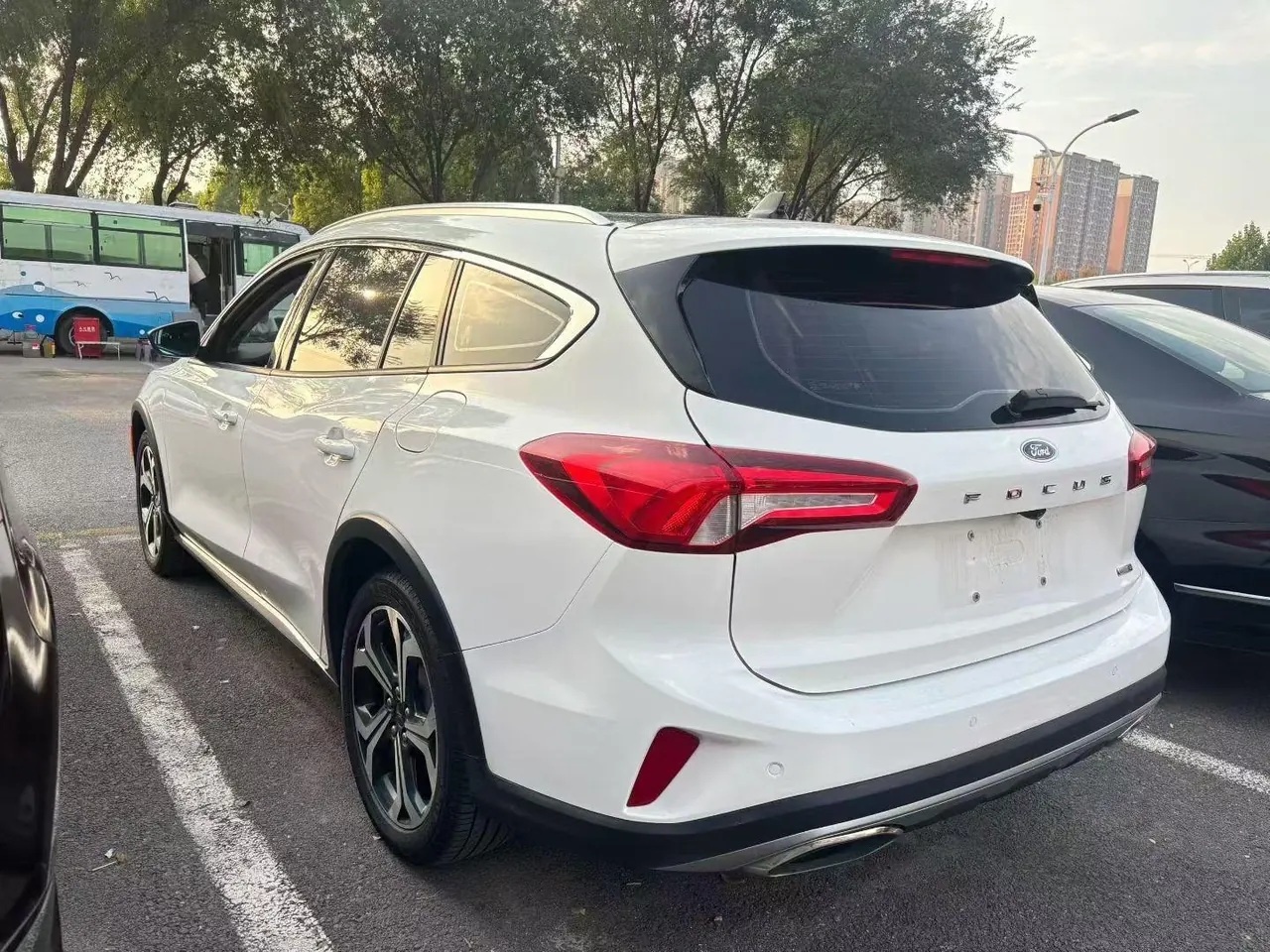 Ford 2021 Fox-hatchback 1.5T EcoBoost 180 Hunting Tide Automatic Gear 6