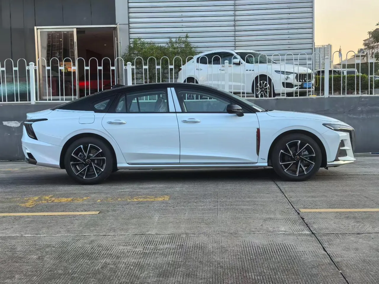 HongQi 2025 H6 2.0T Zhiyuan Edition Automatic Gear 3
