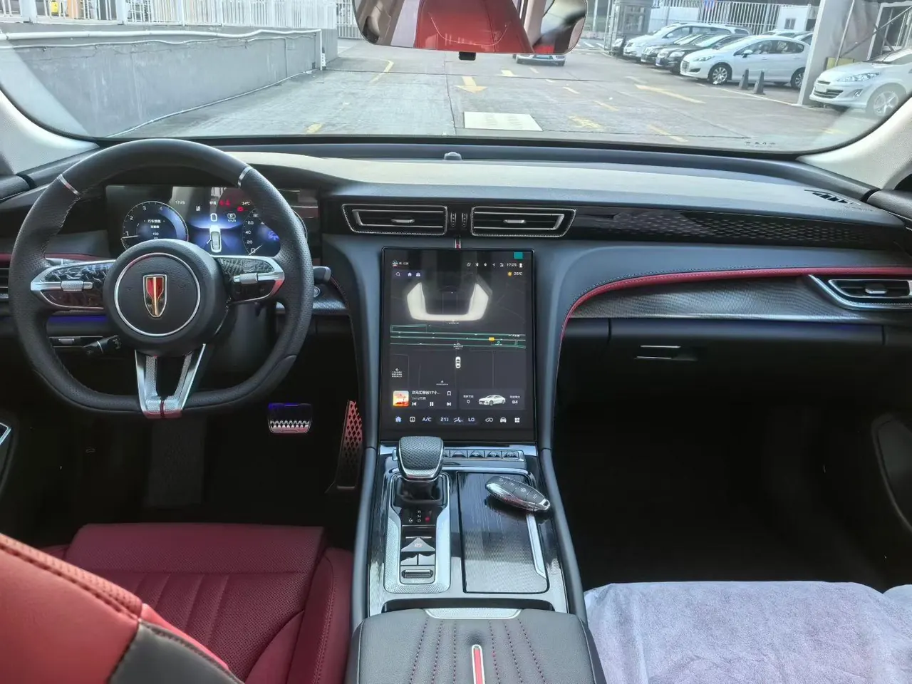 HongQi 2025 H6 2.0T Zhiyuan Edition Automatic Gear 8