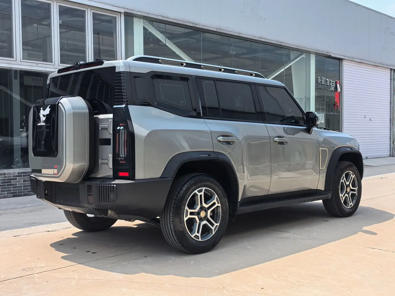 Jetour 2025 Traveler 1.5TD Two-Drive Exploration Automatic Transmission 10