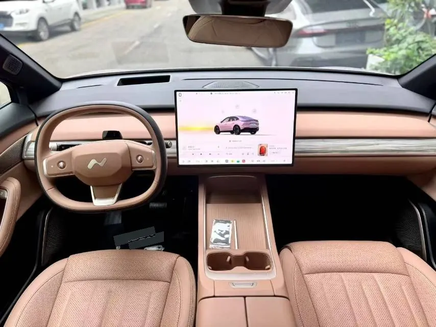 ONVO 2025 L60 60kWh four-wheel drive version automatic gear 2