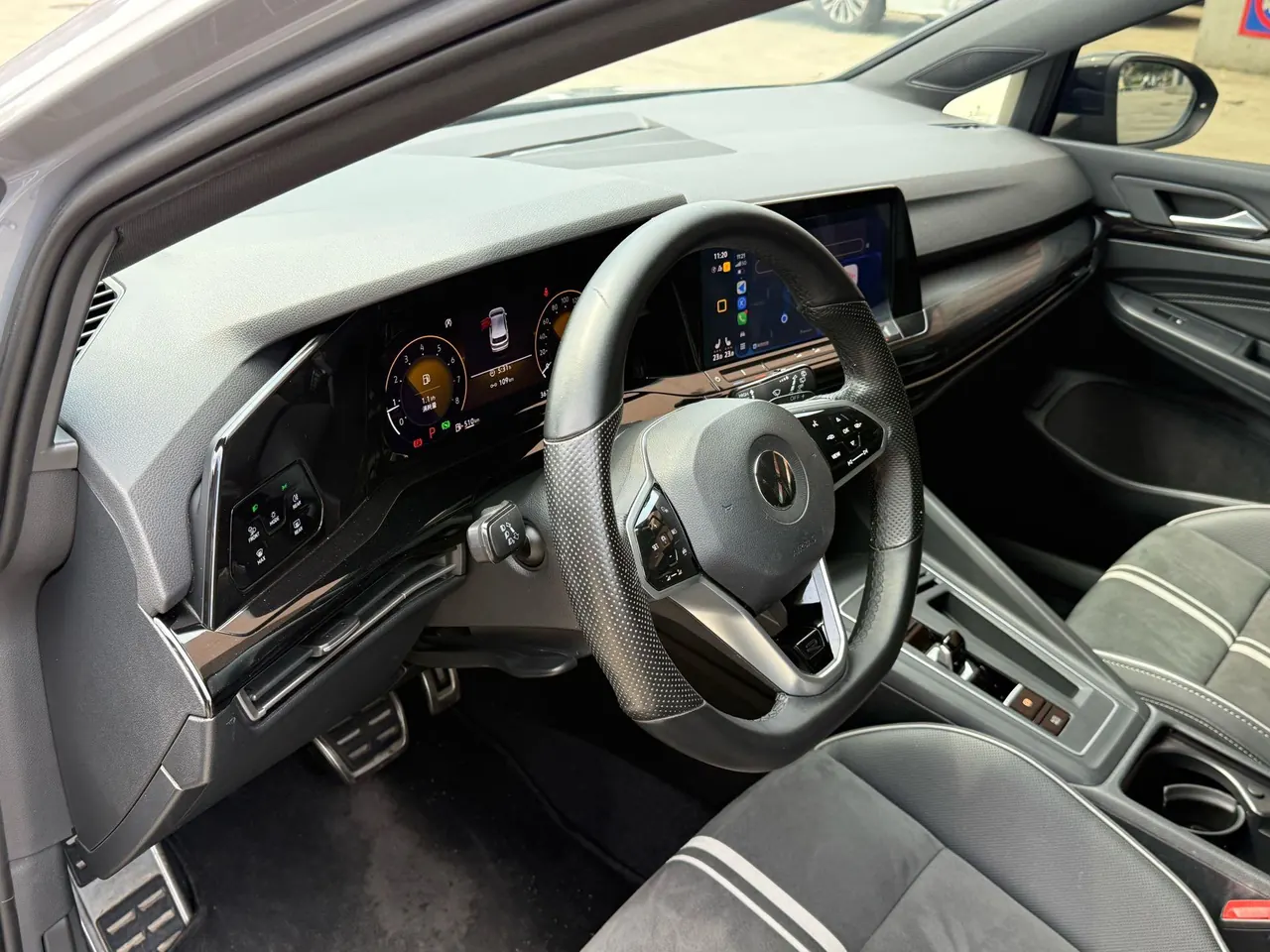 Volkswagen 2021 Golf 8 R-Line 1.4TSI 280TSI Automatic 6