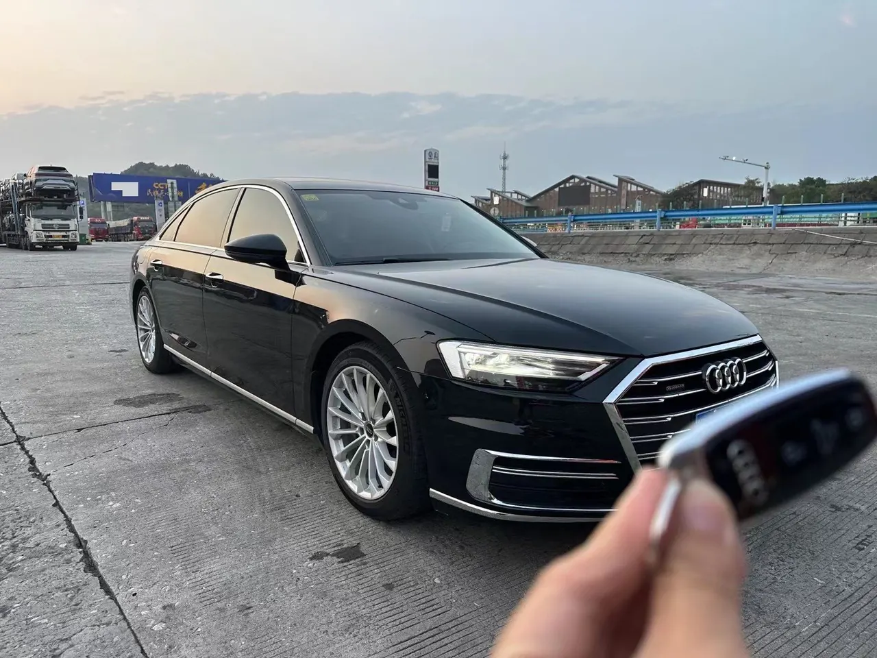 Audi A8L (Imported) 2021 A8L 48V 3.0TFSI 50TFSI Quattro Luxury Automatic Gear 2