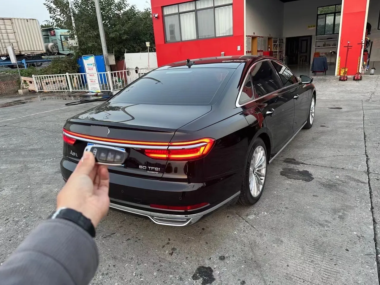 Audi A8L (Imported) 2021 A8L 48V 3.0TFSI 50TFSI Quattro Luxury Automatic Gear 3