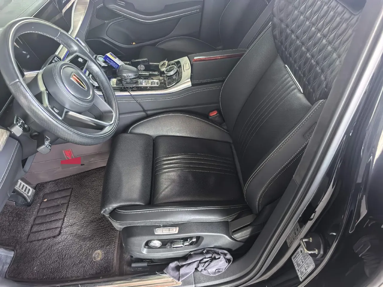HongQi 2020 H9 3.0T Zhilian Flag Collar Four-seat Automatic Gear 15