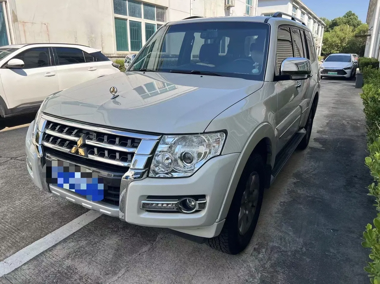 Mitsubishi Pajero (Imported) 2020 Pajero 3.0 Collection Edition Distinguished Off-Road Edition Automatic Gear - View 1