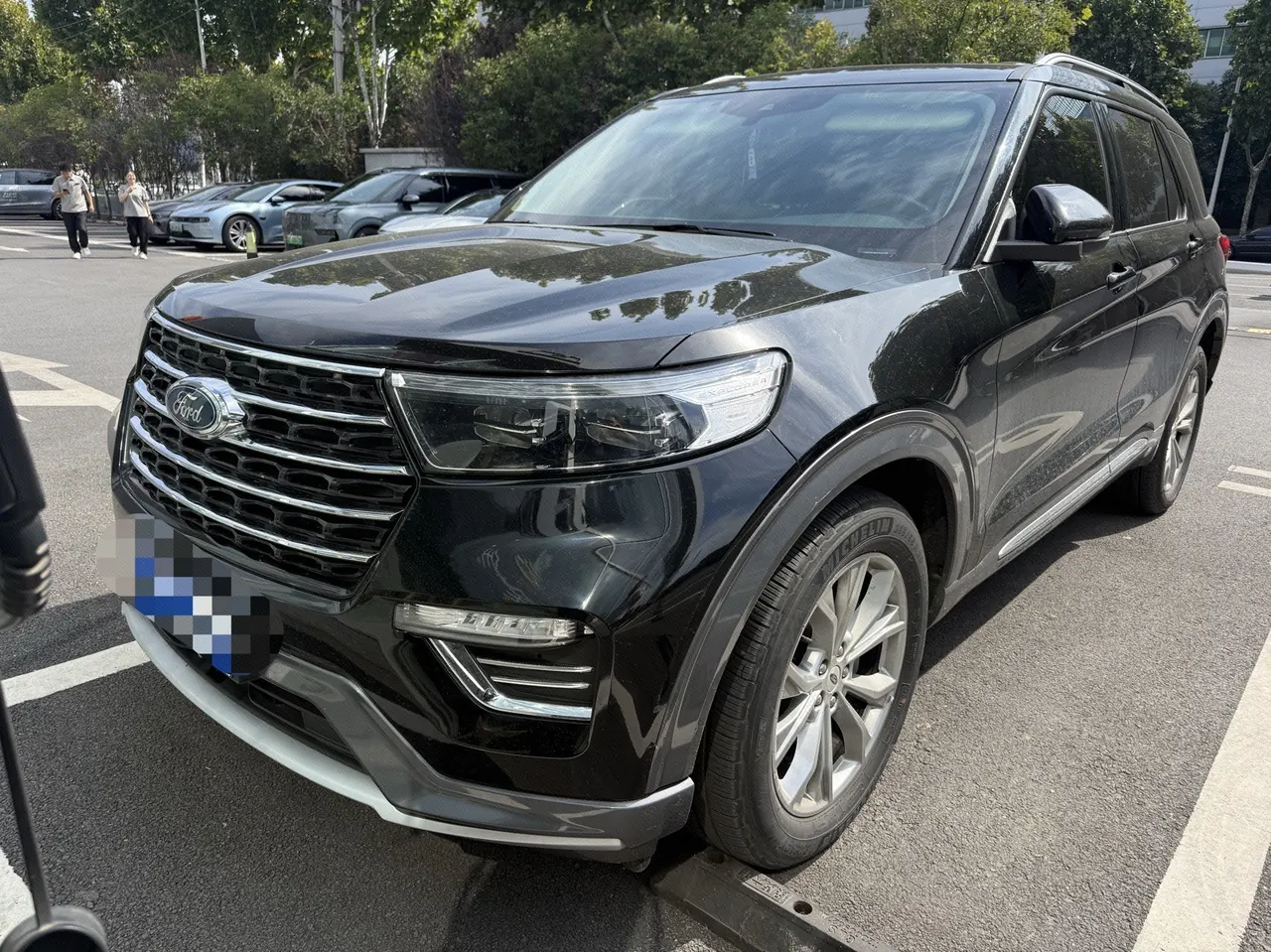 Ford 2020 Explorer 2.3T EcoBoost 285 Four-wheel Drive Fashion Edition 6-seat Automatic Gear - View 1
