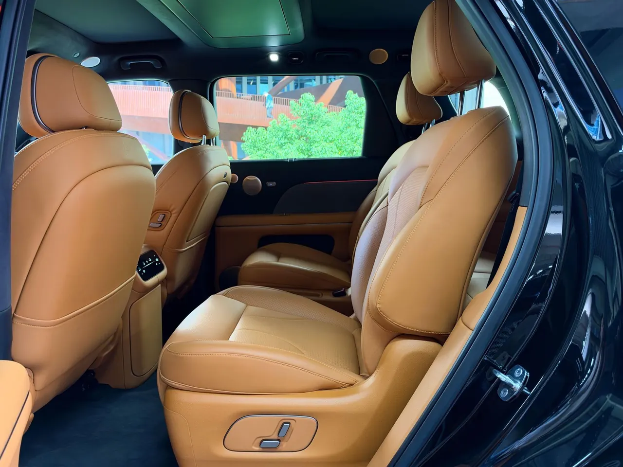 IM 2026 IM LS8 52 Max Luxury Six-seat Automatic Gear 11