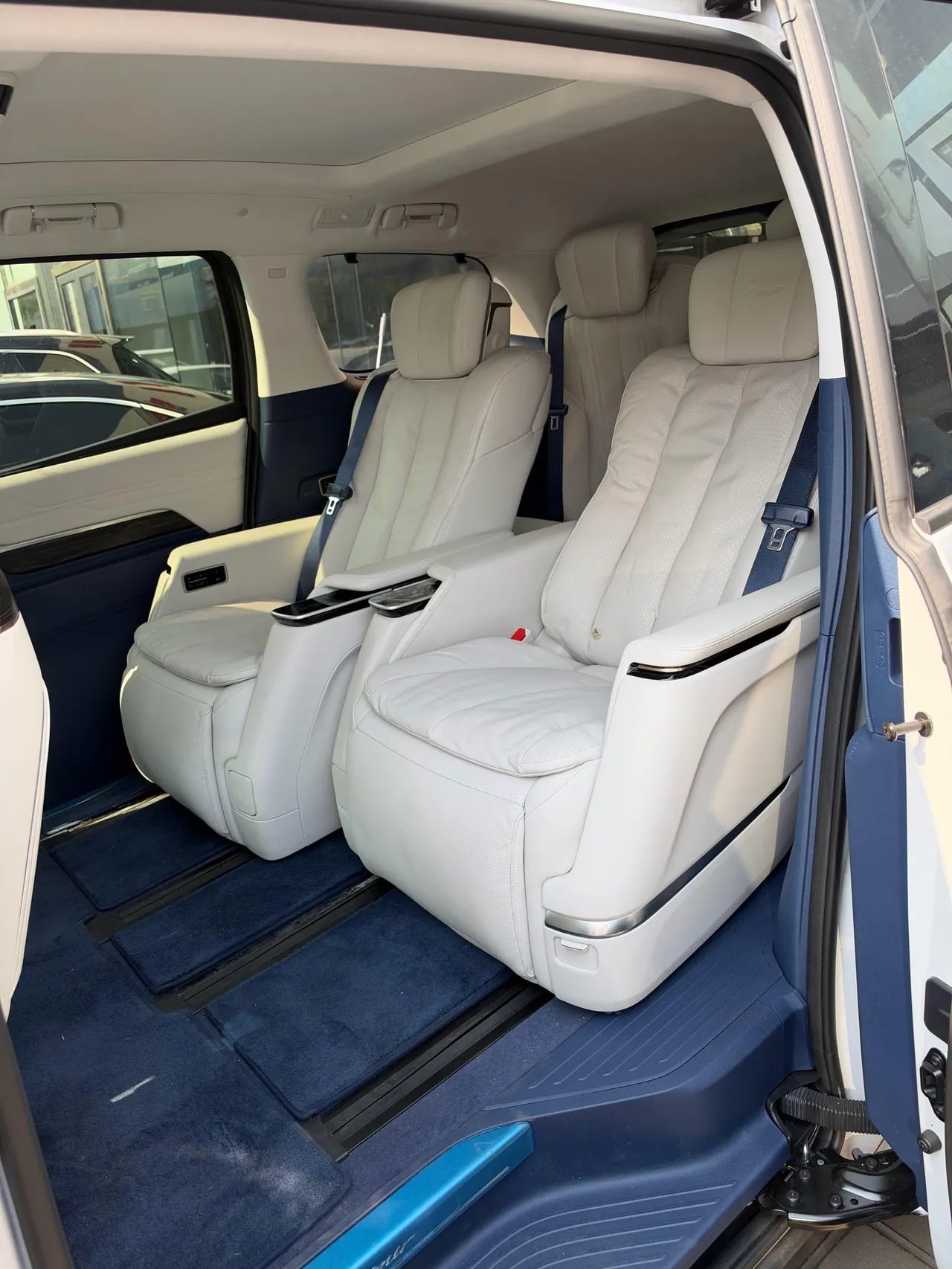 Buick 2023 Century 48V 2.0T Yunshi Edition 6-seat Automatic Gear 6
