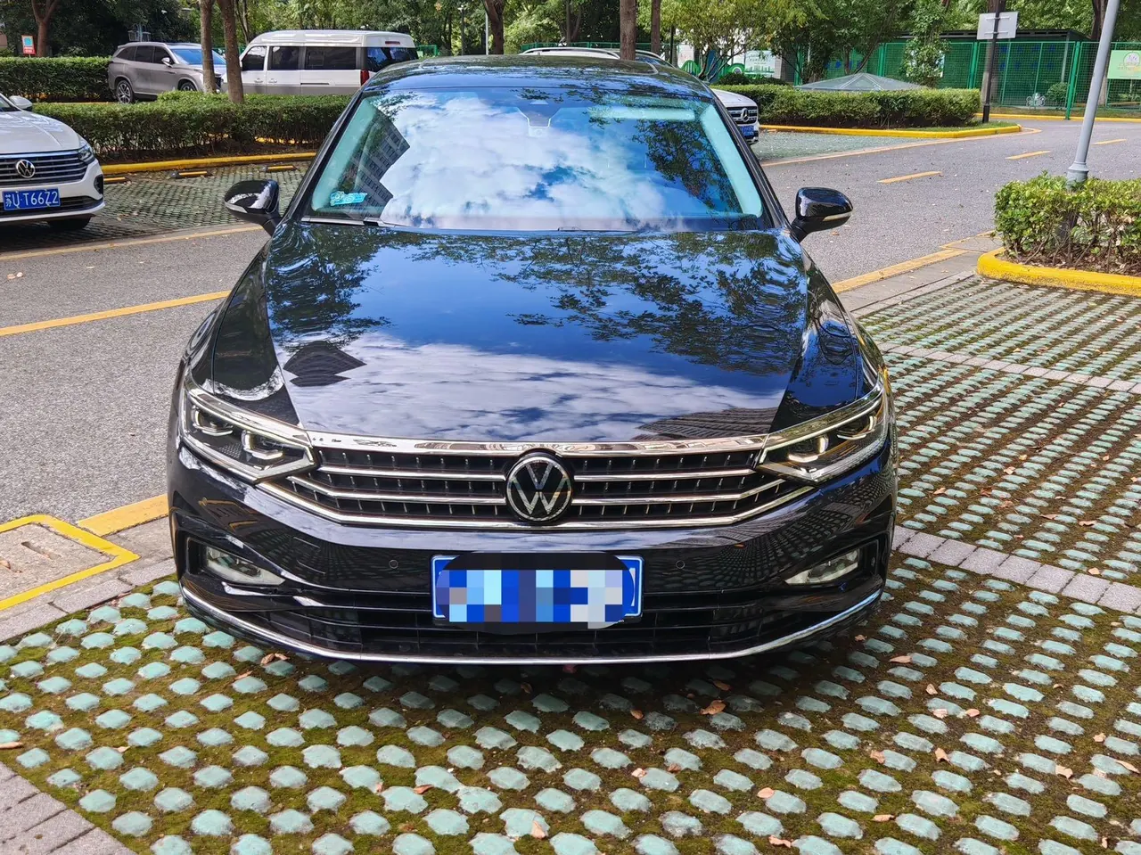 Volkswagen 2024 Magotan 2.0TSI 330TSI 2 million luxury automatic gear 2