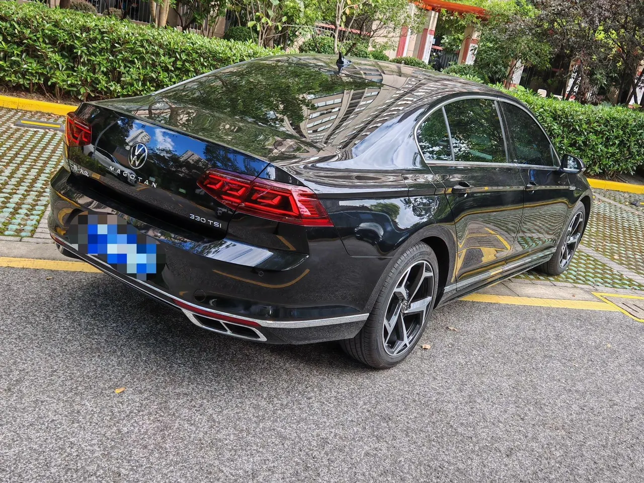 Volkswagen 2024 Magotan 2.0TSI 330TSI 2 million luxury automatic gear 5