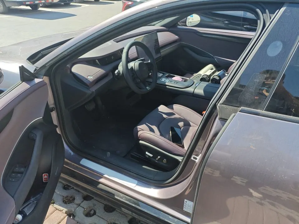 MI 2024 SU 7 700km Rear Drive Long Endurance Smart Driving Edition Automatic Gear 4